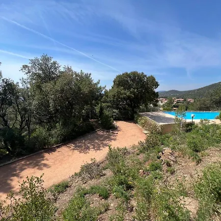 Vue Mer Panoramique De La Piscine Au Coeur De La Pinede Les Issambres Golf De Saint Tropez